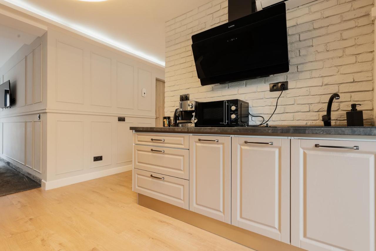 Aparthotel Nest Inn Meteor Cluj-Napoca Esterno foto