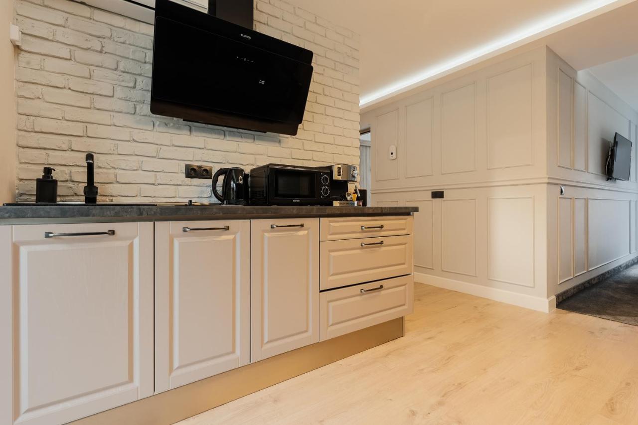 Aparthotel Nest Inn Meteor Cluj-Napoca Esterno foto