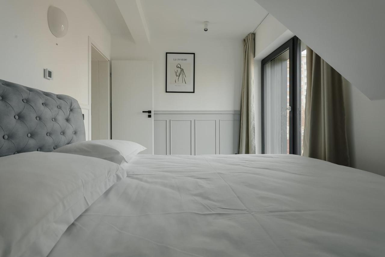 Aparthotel Nest Inn Meteor Cluj-Napoca Esterno foto